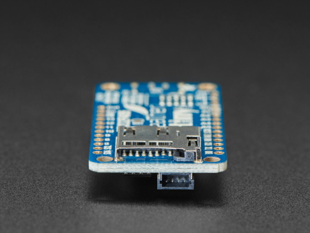 Płytka z mikrokontrolerem STM32F405 od Adafruit.