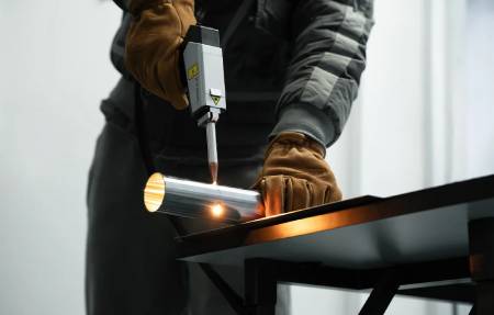 xTool MetalFab - spawarka laserowa i wycinarka CNC - 1200 W